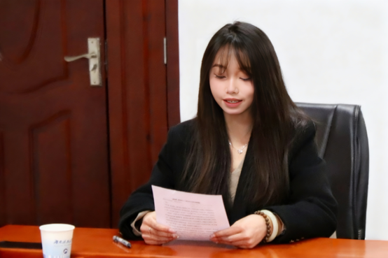 27a6f904c5ce4524a9a4217f9d10a41f.png 云.png